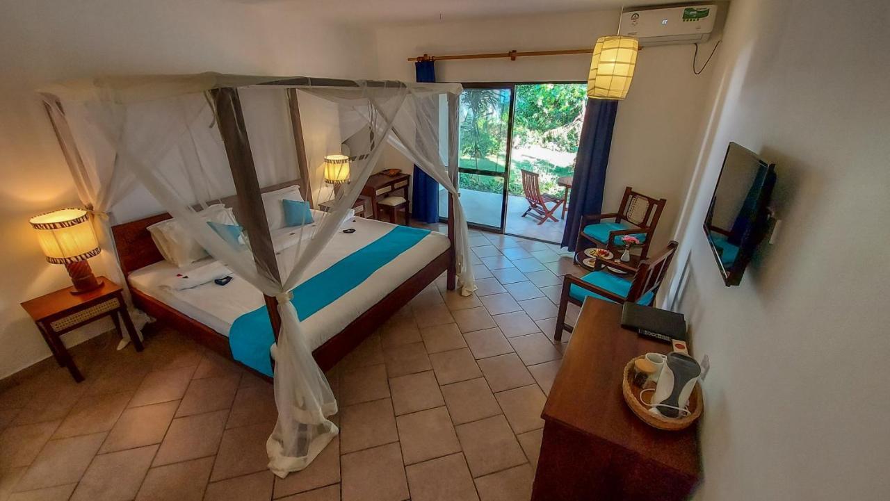 Diani Sea Lodge Diani Beach Bagian luar foto