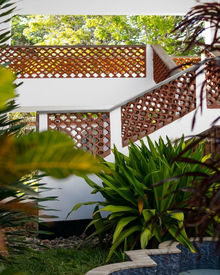 Diani Sea Lodge Diani Beach Bagian luar foto