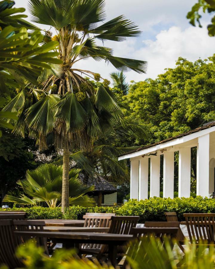 Diani Sea Lodge Diani Beach Bagian luar foto