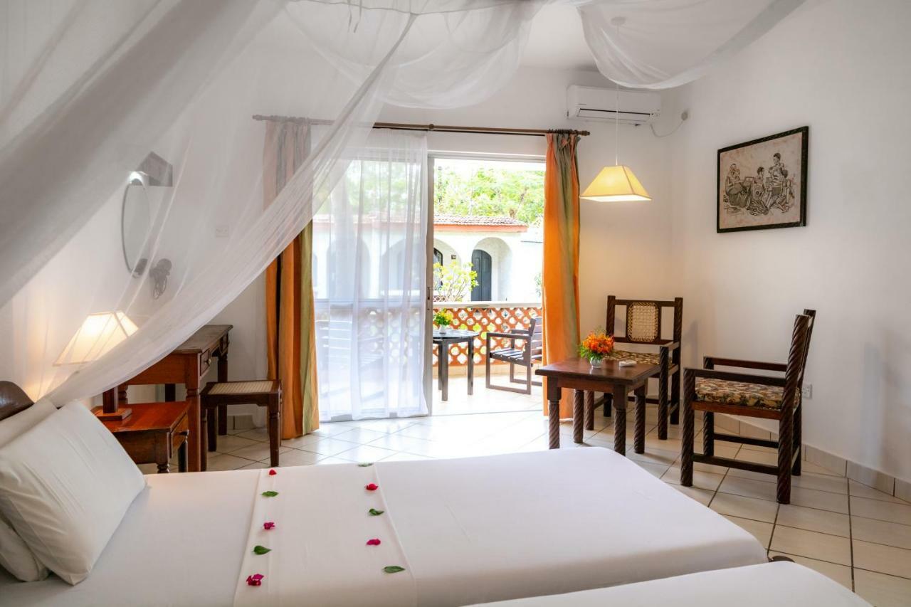 Diani Sea Lodge Diani Beach Bagian luar foto