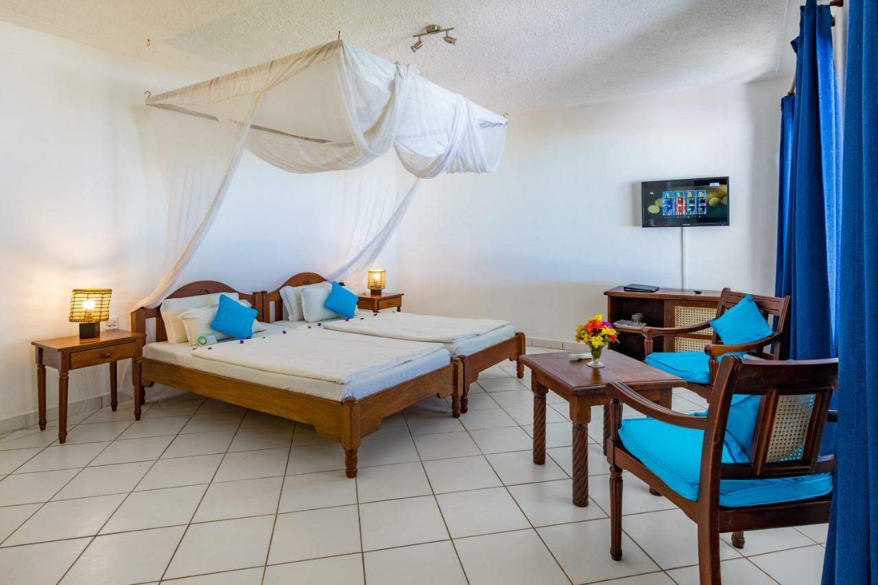 Diani Sea Lodge Diani Beach Bagian luar foto